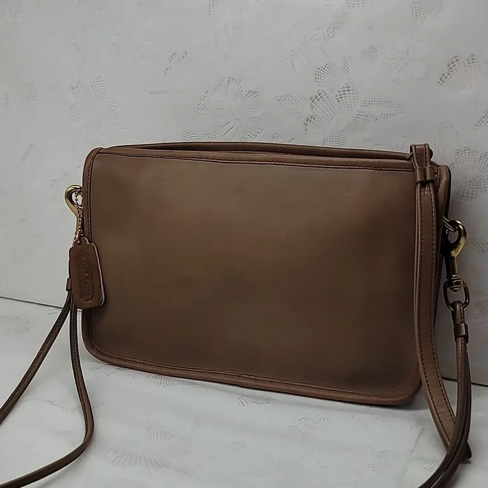 COACH Rare VINTAGE NYC CONVERIBLE BASIC BAG CLUTCH SHOULDER WRISTLET